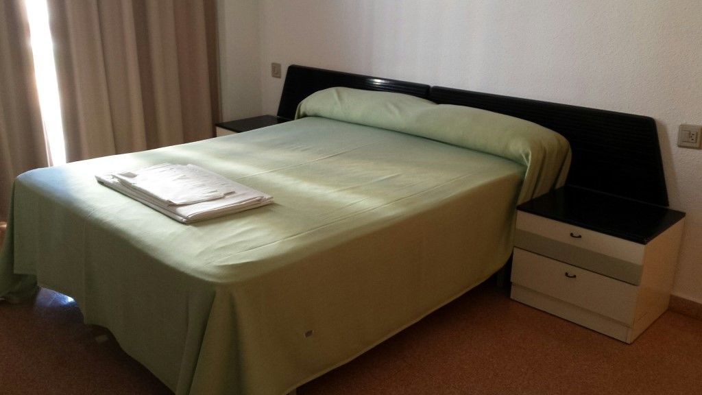 Mar Blau Apartamentos Calella Kültér fotó